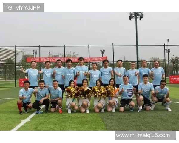 实时新闻上海足球队默契配合解析战术演练与团队协作的完美结合